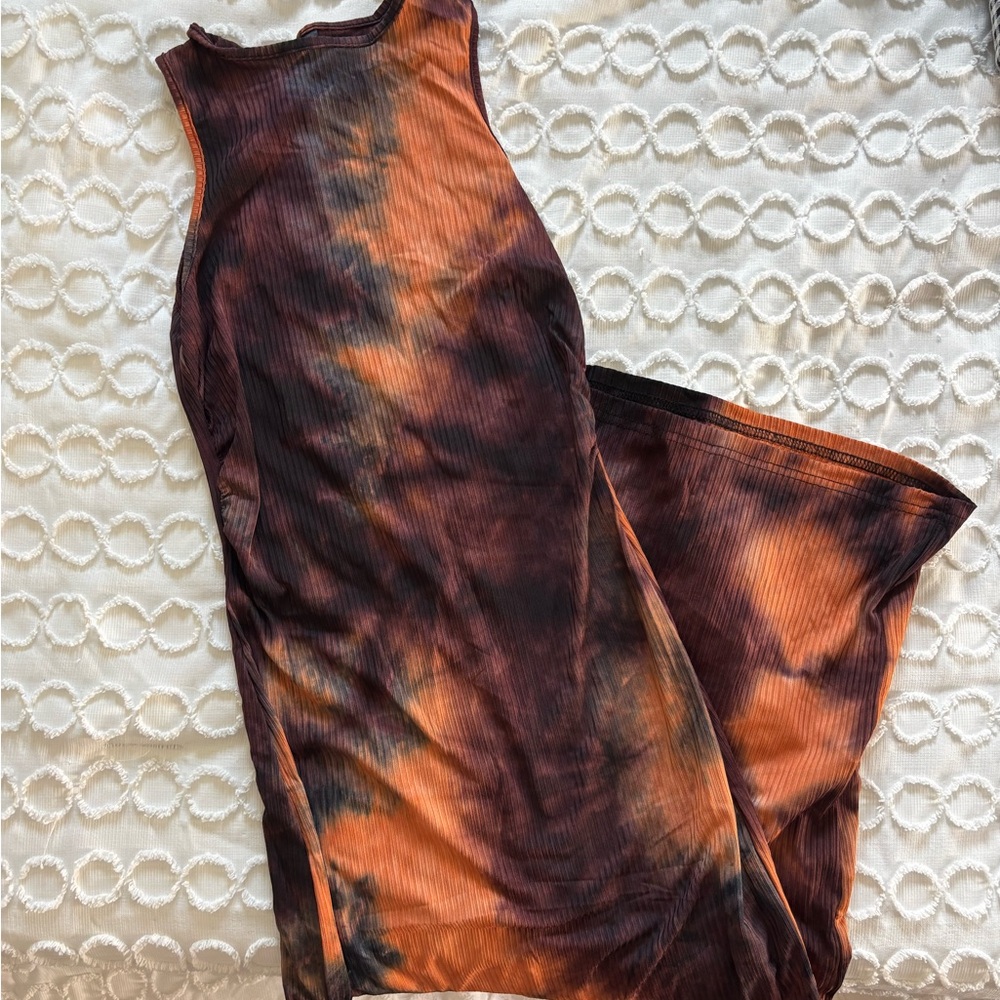 Tie-Dye Sleeveless Maxi Dress